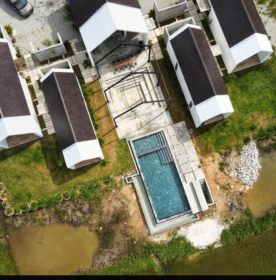 Ezu Isle Langkawi Pool Villa Пантай Ченанг Екстериор снимка