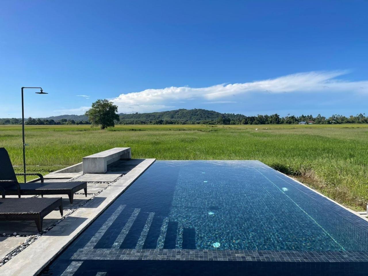 Ezu Isle Langkawi Pool Villa Пантай Ченанг Екстериор снимка